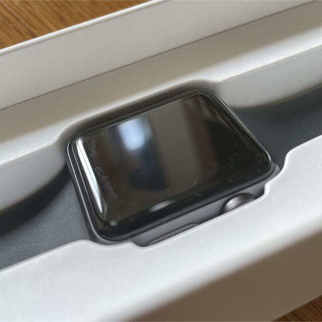 Apple Watch(アップルウォッチ)のapple watch series 3 38mm GPSモデル スマホ/家電/カメラのスマホ/家電/カメラ その他(その他)の商品写真