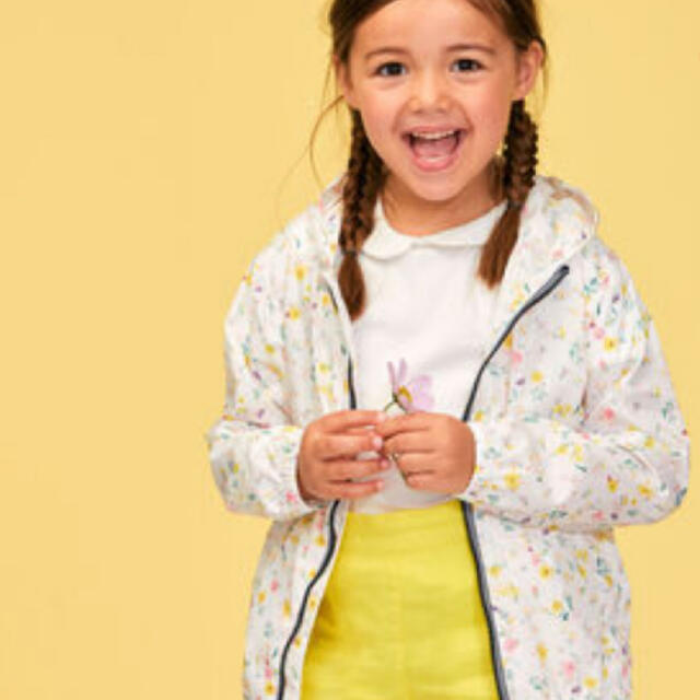 PETIT BATEAU(プチバトー)のプチバトー  プリント  ウインドブレーカー  6ans キッズ/ベビー/マタニティのキッズ服女の子用(90cm~)(ジャケット/上着)の商品写真