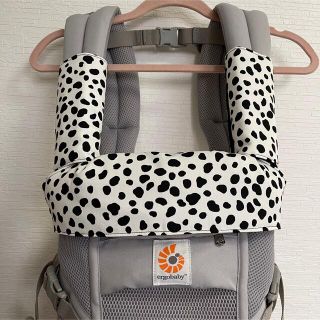 エルゴよだれパット&首周りカバー♡ダルメシアン×ブラック(外出用品)