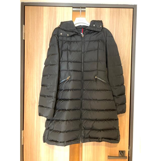 MONCLER(モンクレール)の【美品】MONCLER モンクレール フラメッテ レディースのジャケット/アウター(ダウンコート)の商品写真