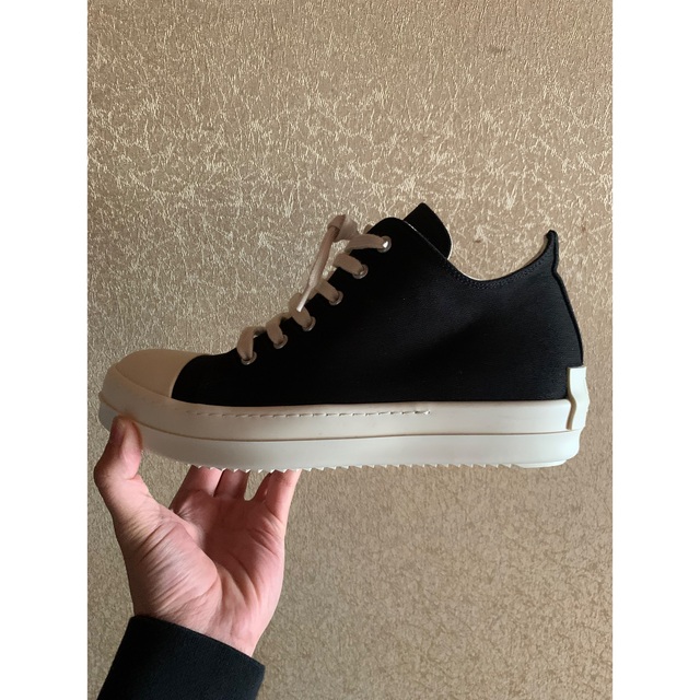 DRKSHDW(ダークシャドウ)のこいち様専用 rick owens drkshdw ramons low メンズの靴/シューズ(スニーカー)の商品写真