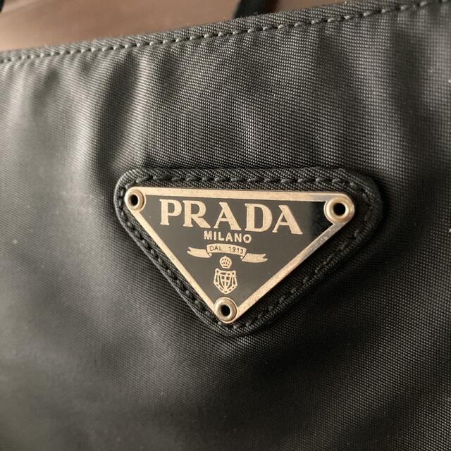 PRADA(プラダ)のプラダ　ナイロントートバッグ　黒 レディースのバッグ(トートバッグ)の商品写真