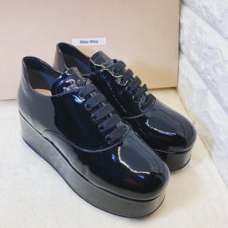 極美品✨MIUMIU レザースニーカー　厚底スニーカー　ブラック　24.5cm