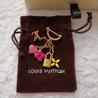 LOUIS VUITTON　モノグラム系　ブローチピン