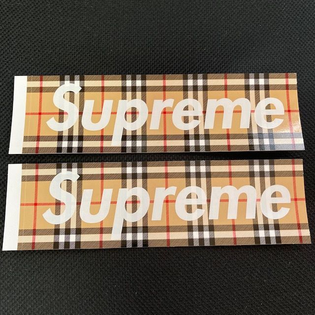 Supreme(シュプリーム)のsupreme burberry box logo sticker 2枚セット メンズのファッション小物(その他)の商品写真