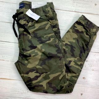 アメリカンイーグル(American Eagle)の新品【メンズXS】★アメリカンイーグル★ストレッチ生地ジョガーパンツ/迷彩(その他)