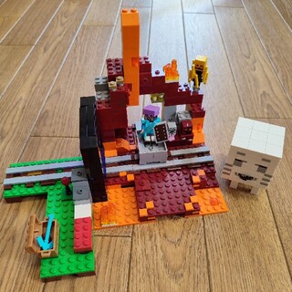 レゴ(Lego)のLEGO　マインクラフト　闇のポータル21143(積み木/ブロック)