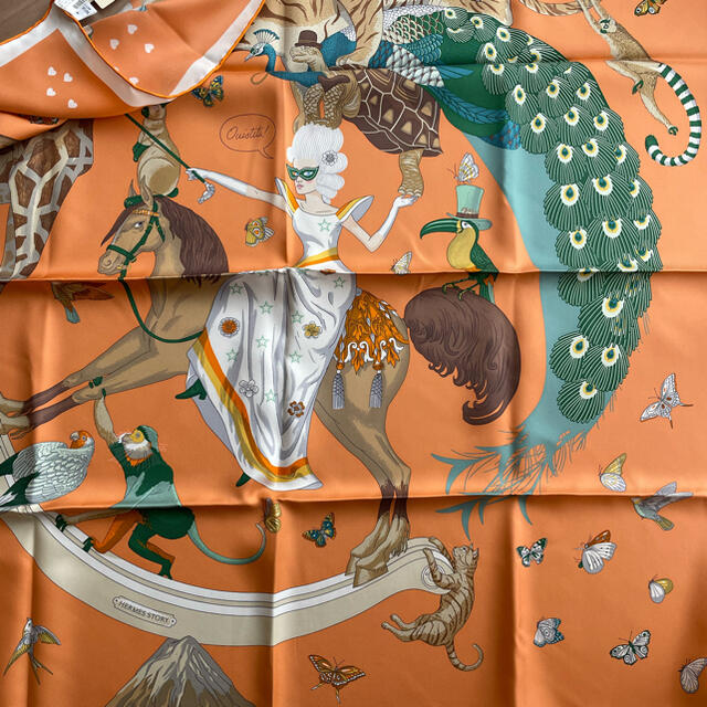Hermes(エルメス)のエルメス　今季2022 春夏新作　エルメス　ストーリー　カレ90 完売品 レディースのファッション小物(バンダナ/スカーフ)の商品写真