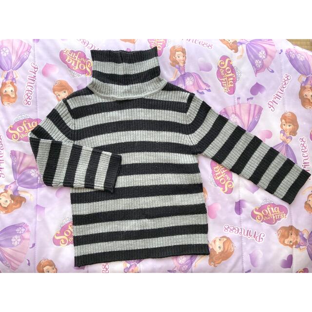 COMME CA ISM(コムサイズム)の子供服　ニットハイネック　トップス キッズ/ベビー/マタニティのキッズ服女の子用(90cm~)(ニット)の商品写真