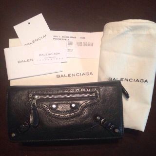 バレンシアガ(Balenciaga)のftr様 20日までお取り置き(財布)