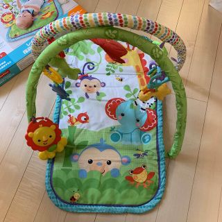 フィッシャープライス(Fisher-Price)のレインフォレスト　指遊びミュージカルジム(オルゴールメリー/モービル)