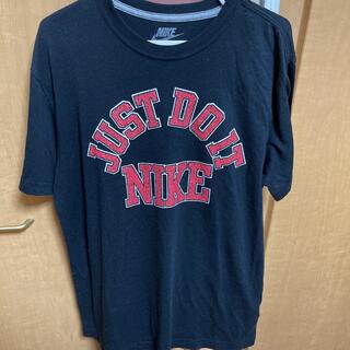 ナイキ(NIKE)のTシャツ　NIKE ナイキ　黒ティ　ロゴ(Tシャツ/カットソー(七分/長袖))