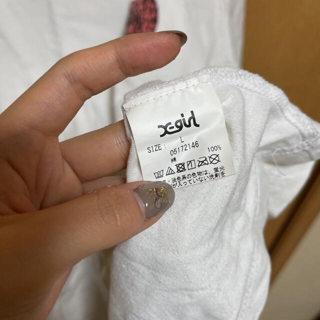 X-girl(エックスガール)のエックスガール　X-girl 白ティシャツ　バックプリント　ワンポイト レディースのトップス(Tシャツ(半袖/袖なし))の商品写真