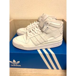 アディダス(adidas)のadidas originals (U)FORUM MID ホワイト　24センチ(スニーカー)