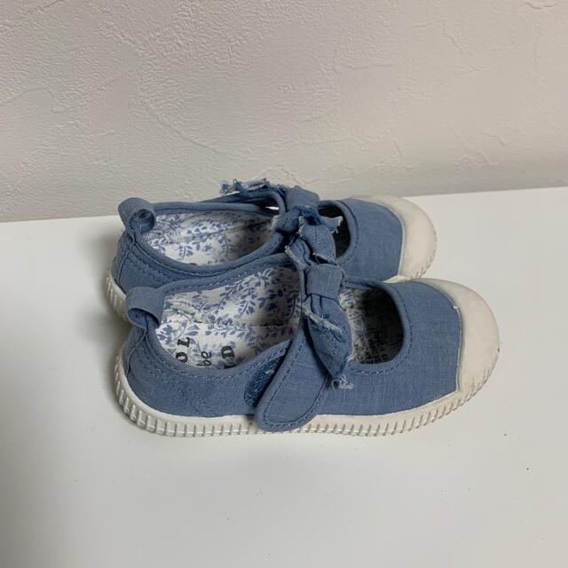 H&M(エイチアンドエム)の子供　キッズ　靴　ブルー キッズ/ベビー/マタニティのキッズ靴/シューズ(15cm~)(スニーカー)の商品写真