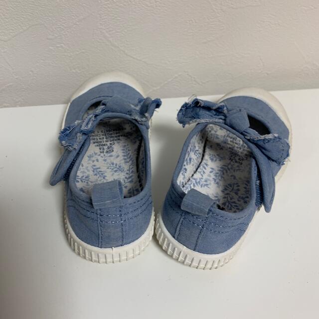 H&M(エイチアンドエム)の子供　キッズ　靴　ブルー キッズ/ベビー/マタニティのキッズ靴/シューズ(15cm~)(スニーカー)の商品写真