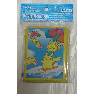 ポケモン(ポケモン)の《新品未開封》ポケモンカード なみのりピカチュウ スリーブ デッキシールド(カードサプライ/アクセサリ)