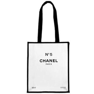 シャネル(CHANEL)の【最終価格】新品未使用 CHANEL NO.5 100周年記念トートバッグ(トートバッグ)