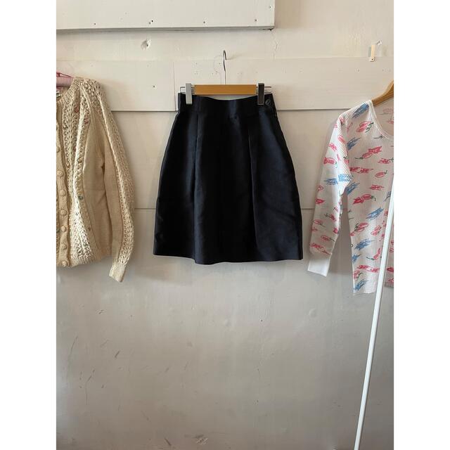 スカートCHANEL coco button skirt.