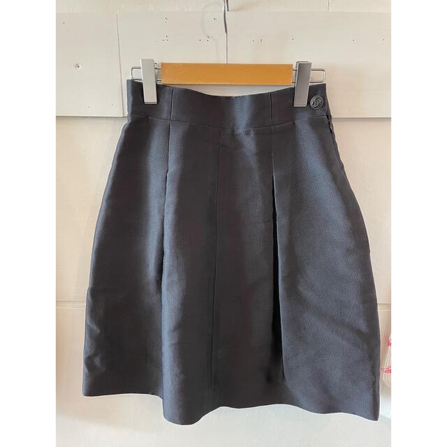 CHANEL(シャネル)のCHANEL coco button skirt. レディースのスカート(ひざ丈スカート)の商品写真