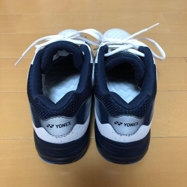 YONEX(ヨネックス)のmimi様専用　ヨネックス　テニスシューズ　パワークッションワイド235 メンズの靴/シューズ(スニーカー)の商品写真