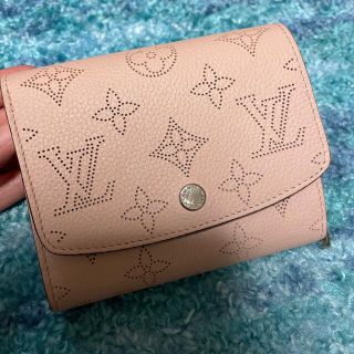 ルイヴィトン(LOUIS VUITTON)のルイヴィトン マヒナ 三つ折り財布(財布)