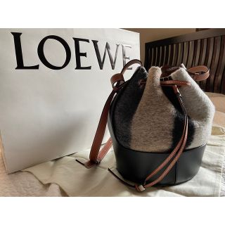 ロエベ(LOEWE)のお値下げ　ロエベ　LOEWE バルーンバッグ　ミディアム　ウール(ショルダーバッグ)