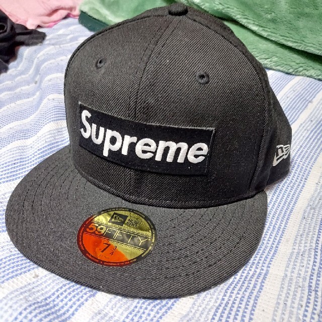 キャップSUPREME PLAYBOY Box Logo 　new era　7 3/4