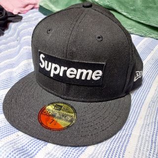 シュプリーム(Supreme)のSUPREME PLAYBOY Box Logo 　new era　7 3/4(キャップ)