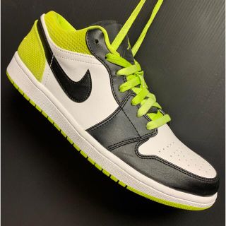 ナイキ(NIKE)のNIKE AIR JORDAN 1 LOW SE(スニーカー)