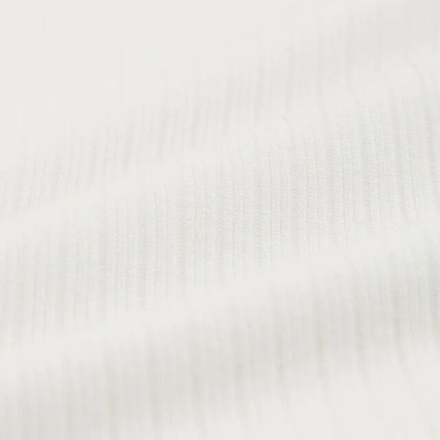 GU(ジーユー)のGUジーユーリブメローコンパクトTシャツ(半袖)白ホワイトMハイネック レディースのトップス(Tシャツ(半袖/袖なし))の商品写真
