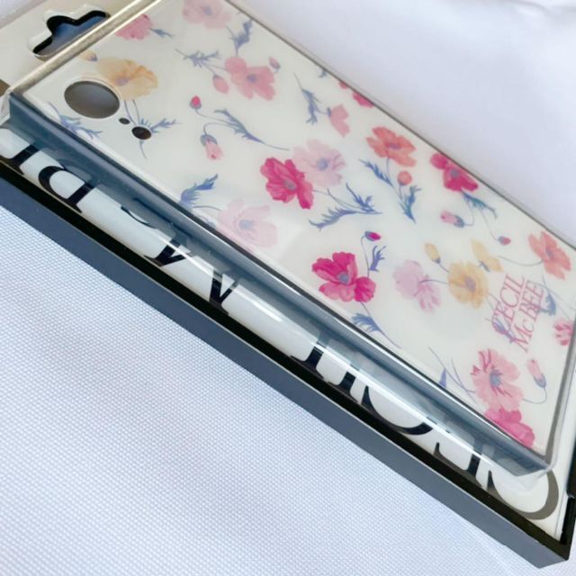 CECIL McBEE(セシルマクビー)の【未使用品】セシルマクビーiphoneXRケース 6.1インチ スマホ/家電/カメラのスマホアクセサリー(iPhoneケース)の商品写真