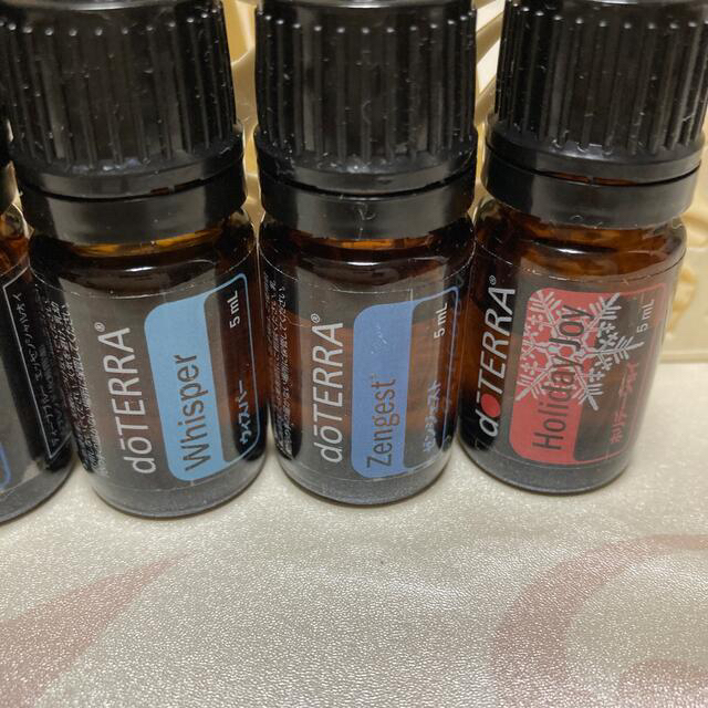 doTERRA(ドテラ)のdoTERRAオイル色々 コスメ/美容のリラクゼーション(エッセンシャルオイル（精油）)の商品写真