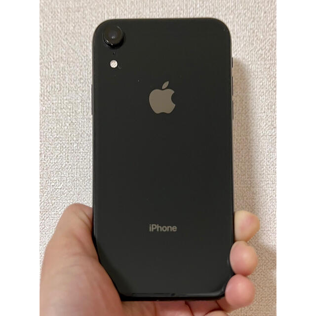 iPhone(アイフォーン)のiPhone XR 128 GB SIMフリー　ブラック　お値下げ スマホ/家電/カメラのスマートフォン/携帯電話(携帯電話本体)の商品写真