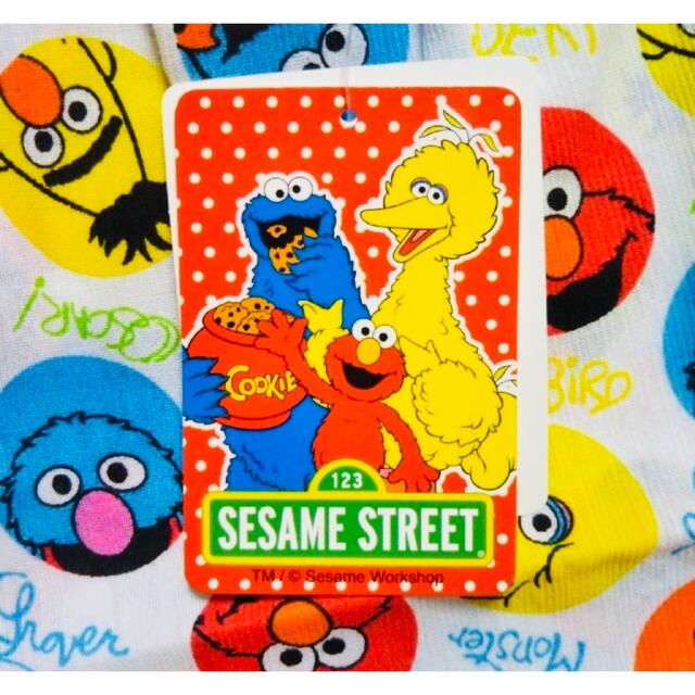 SESAME STREET(セサミストリート)の【新品】セサミストリート ベビーステテコ  ベビーウェア ハーフパンツ キッズ服 キッズ/ベビー/マタニティのベビー服(~85cm)(パンツ)の商品写真