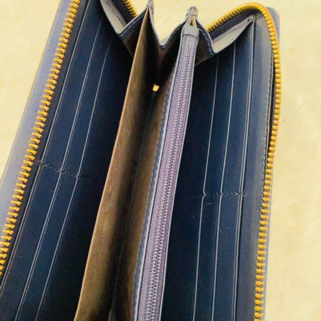 美品】GUCCI 長財布 シルヴィ 箱・保存袋付き シェリーライン 美品】GUCCI 長財布 シルヴィ 箱・保存袋付き シェリーライン