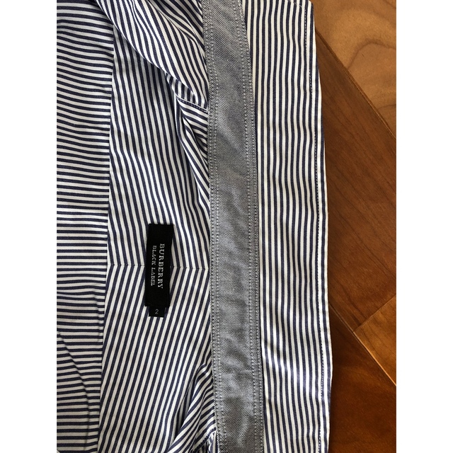 BURBERRY BLACK LABEL(バーバリーブラックレーベル)のバーバリーブラックレーベルストライプシャツ メンズのトップス(シャツ)の商品写真