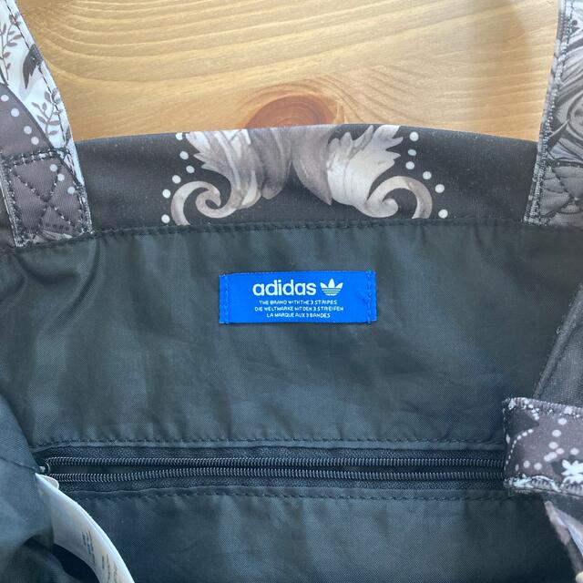 adidas(アディダス)のadidasアディダス　トートバッグ レディースのバッグ(トートバッグ)の商品写真