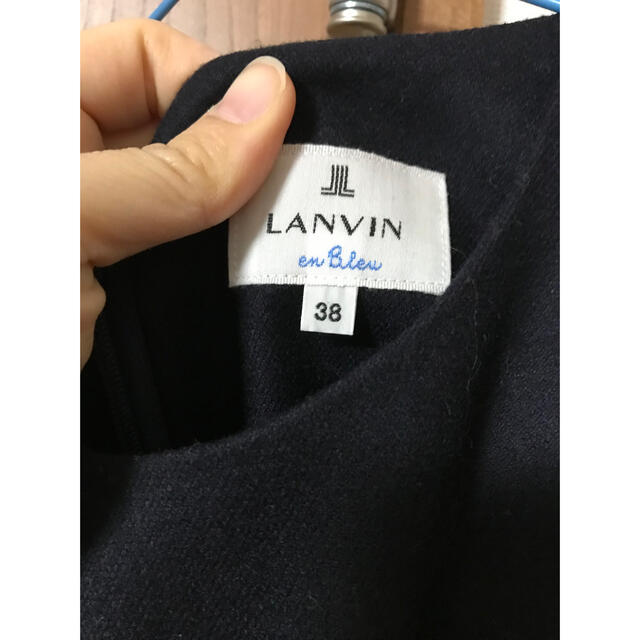 LANVIN en Bleu(ランバンオンブルー)の【値下】 LANVIN on Blue  ワンピース レディースのワンピース(ひざ丈ワンピース)の商品写真