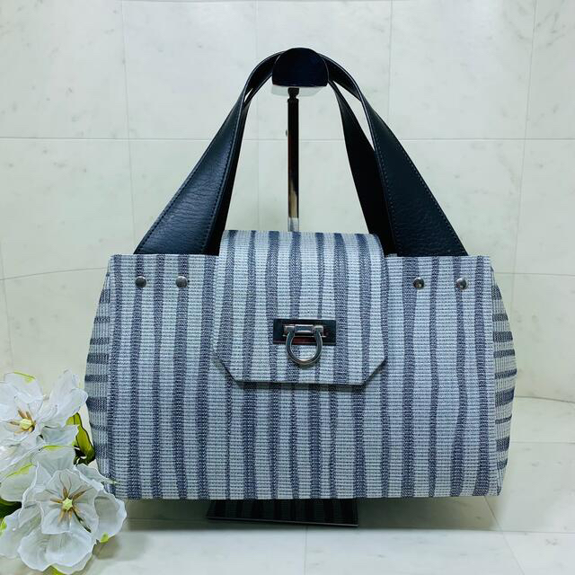 ハンドメイド ハンドバッグ 蓋 ポケット付き ブルー×グレー - バッグ