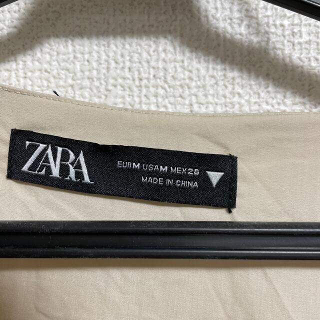 ZARA(ザラ)のZARA フリル付きポプリンシャツ レディースのトップス(シャツ/ブラウス(長袖/七分))の商品写真