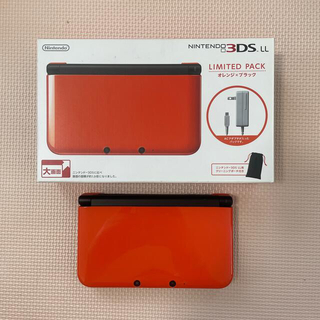 ニンテンドウ(任天堂)のニンテンドー3DS LL リミテッドパック オレンジ/ブラック(携帯用ゲーム機本体)