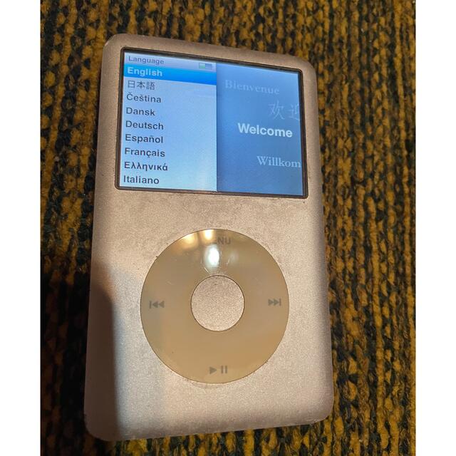 iPod(アイポッド)の限定値下げ◆iPod classic◆80GBシルバー　充電器付き スマホ/家電/カメラのオーディオ機器(ポータブルプレーヤー)の商品写真