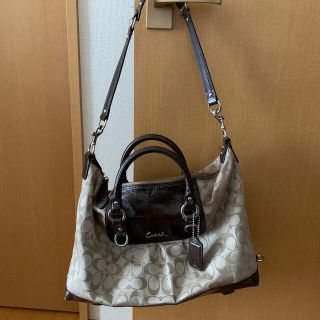 コーチ(COACH)のコーチ　ショルダーバッグ(ショルダーバッグ)