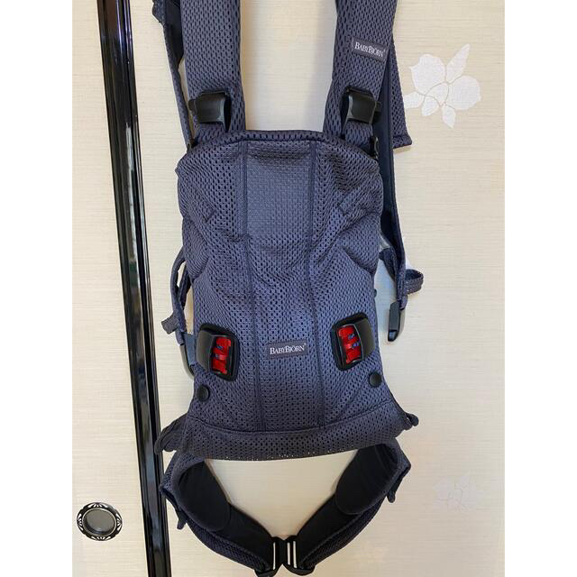 BABYBJORN(ベビービョルン)のまり様専用   ベビービョルン ONE KAI Air 一式セット キッズ/ベビー/マタニティの外出/移動用品(抱っこひも/おんぶひも)の商品写真