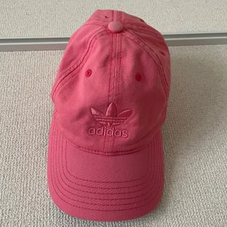 アディダス(adidas)のadidas ピンク　キャップ(キャップ)