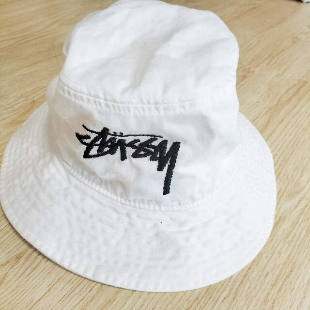 STUSSY(ステューシー)の【STUSSY】バケットハット レディースの帽子(ハット)の商品写真