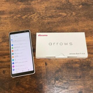 フジツウ(富士通)の⭐︎ほぼ新品⭐︎ docomo  arrows Be4 white F-41A(スマートフォン本体)