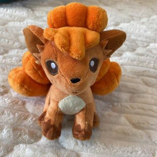 ポケモン(ポケモン)の【ポケモンセンター】オリジナル　ロコン　ぬいぐるみ(ぬいぐるみ)