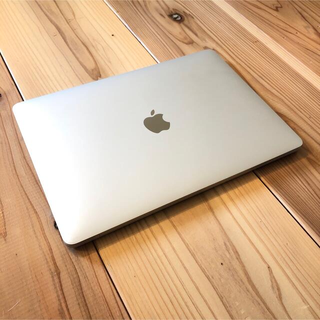 MacBook pro 13インチ 2016 タッチバー搭載モデル